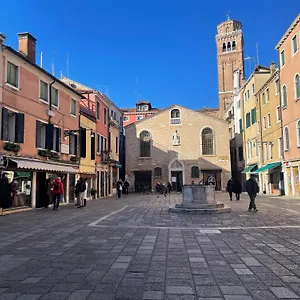 https://san-tom.hotelslidodijesolo.com